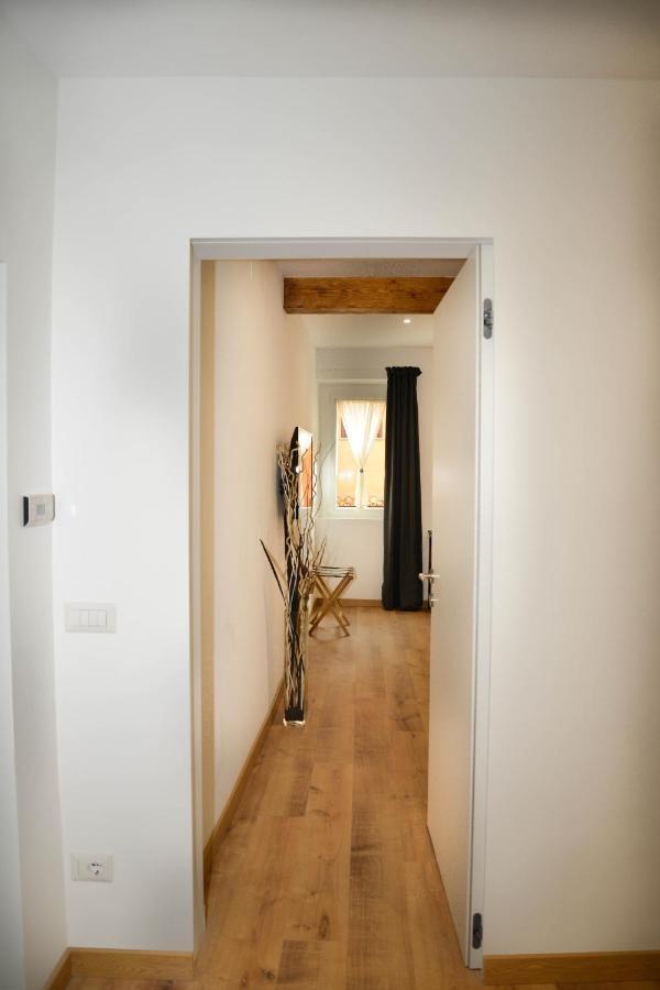 Fidia Palace Claudia'S Apartment Colosseo Roma Exterior foto